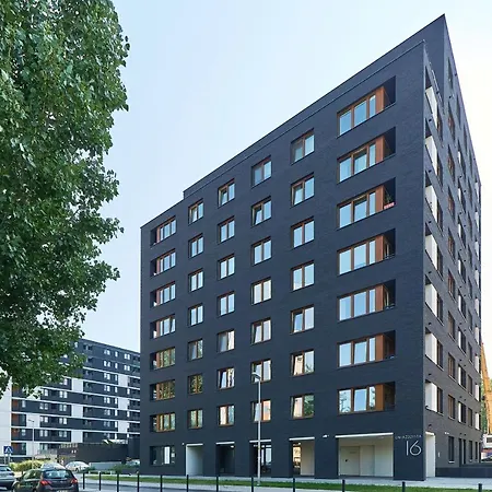 Luxurious With Balcony & Parking Gwiazdzista By Renters