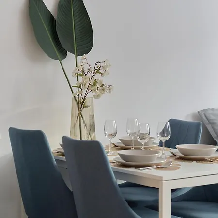 Apartament Luxurious With Balcony & Parking Gwiazdzista By Renters
